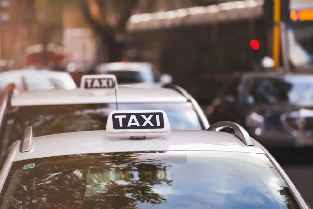 Taxi près de Etain