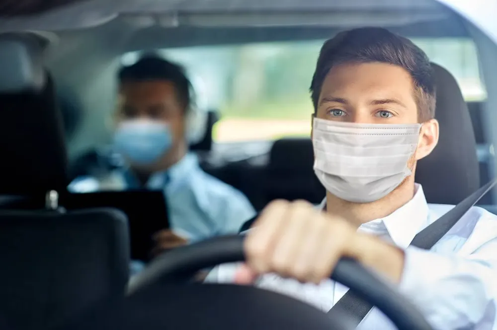 Transport en taxi masque